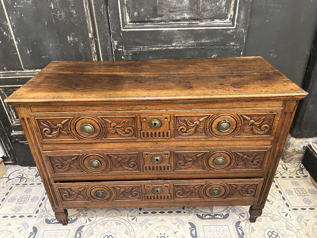 Commode Louis XVI en chêne sculpté -photo-4