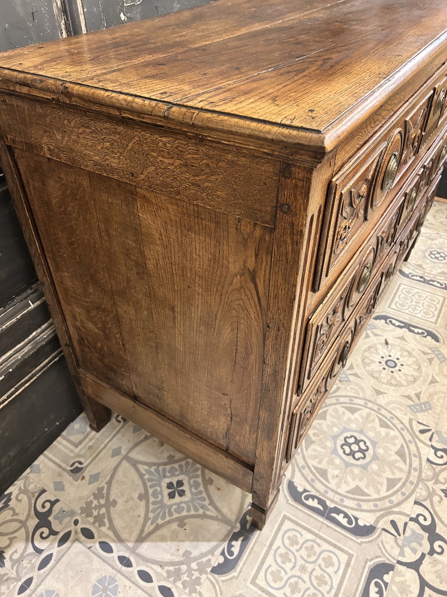 Commode Louis XVI en chêne sculpté -photo-3