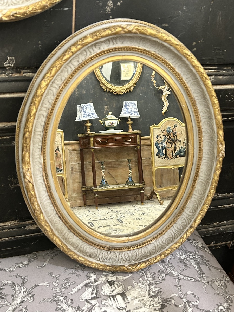 Pair Of Oval Openwork Mirrors Made Of Polychrome Stuccoed Wood -photo-4
