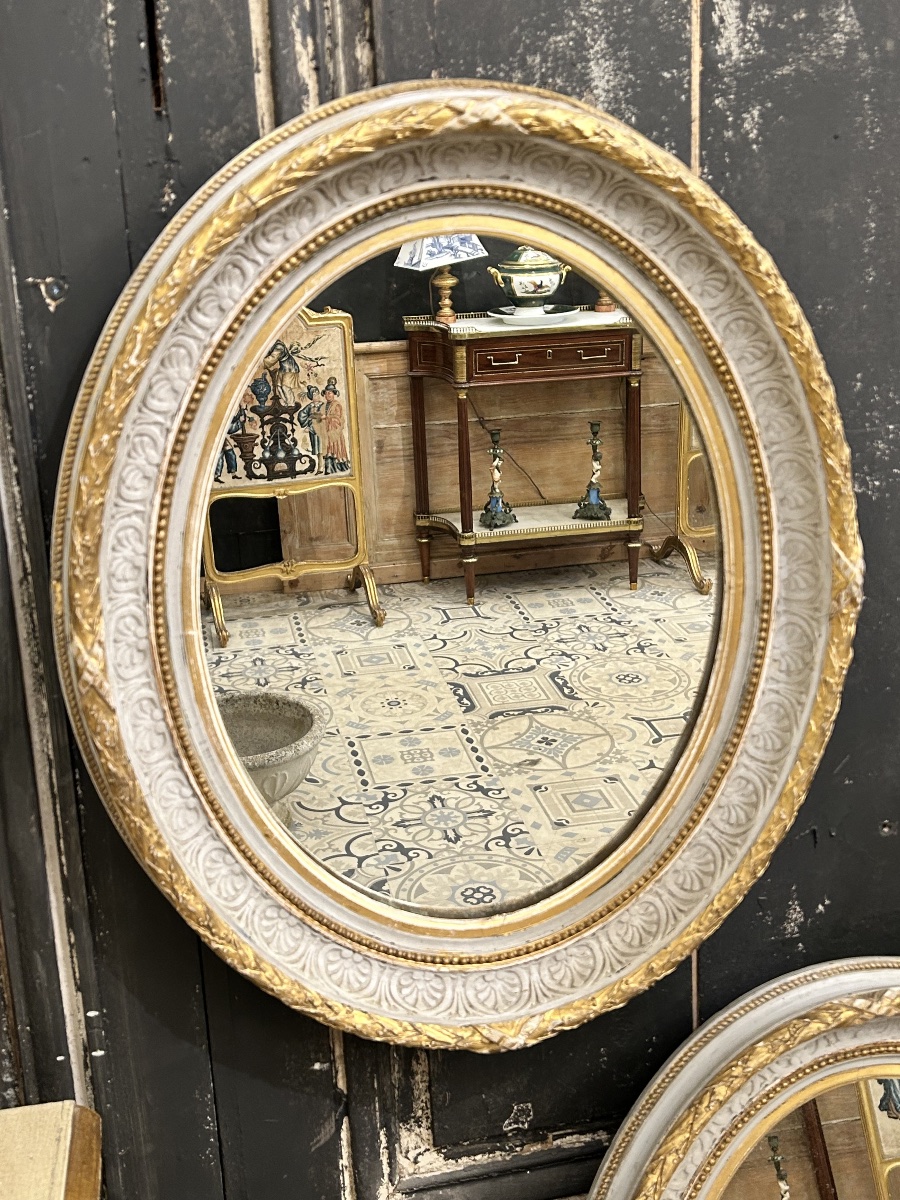 Pair Of Oval Openwork Mirrors Made Of Polychrome Stuccoed Wood -photo-5