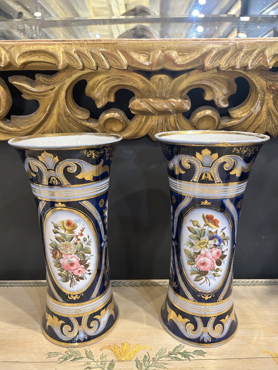 Paire de vases en porcelaine de Bayeux-photo-2