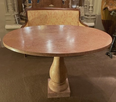 Table En Pierre De Bourgogne
