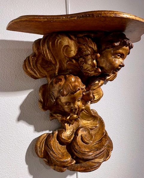 console murale en bois sculpté et doré fin du 17 eme -photo-2