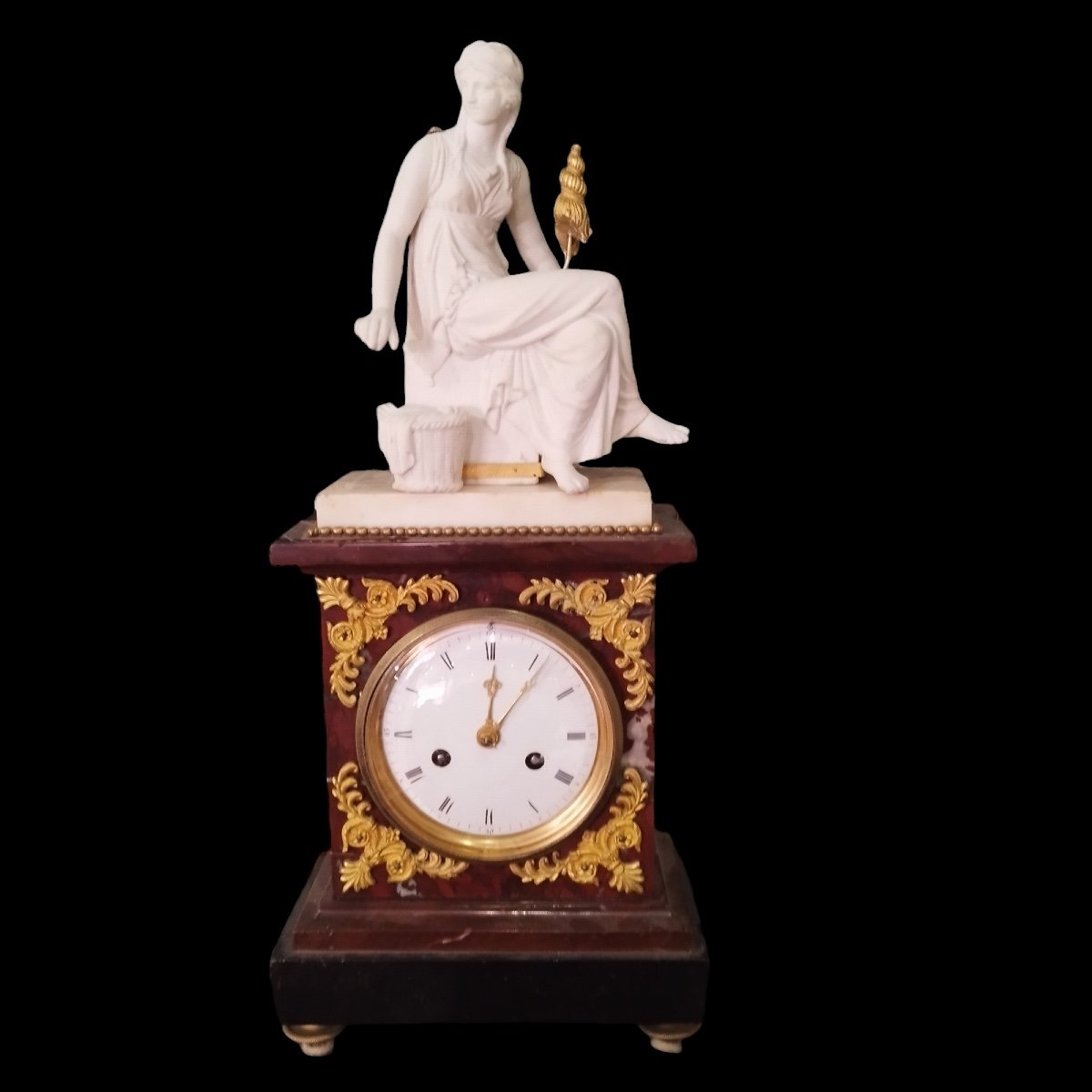 Pendule En Biscuit Et Marbre Griotte époque Empire