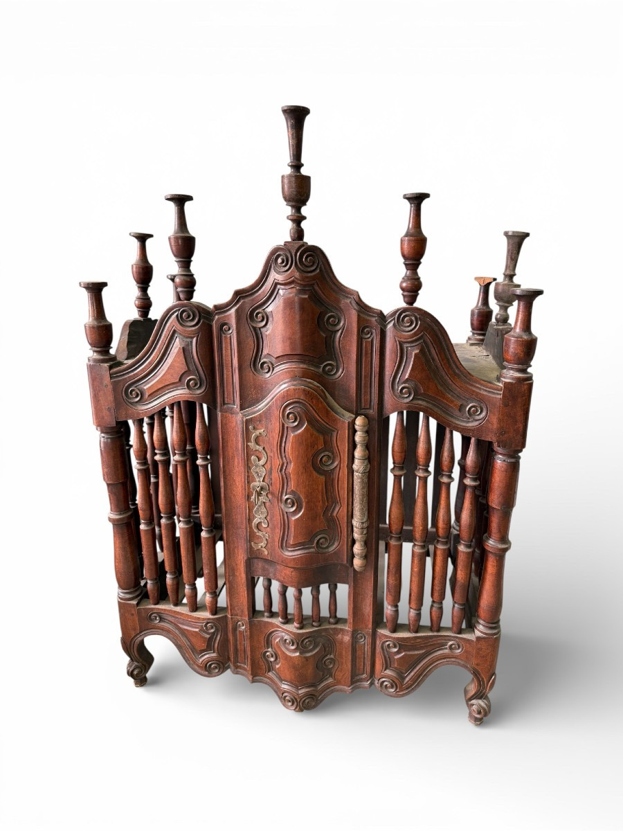 Provençal Walnut Bread Basket, 18th Century-photo-3