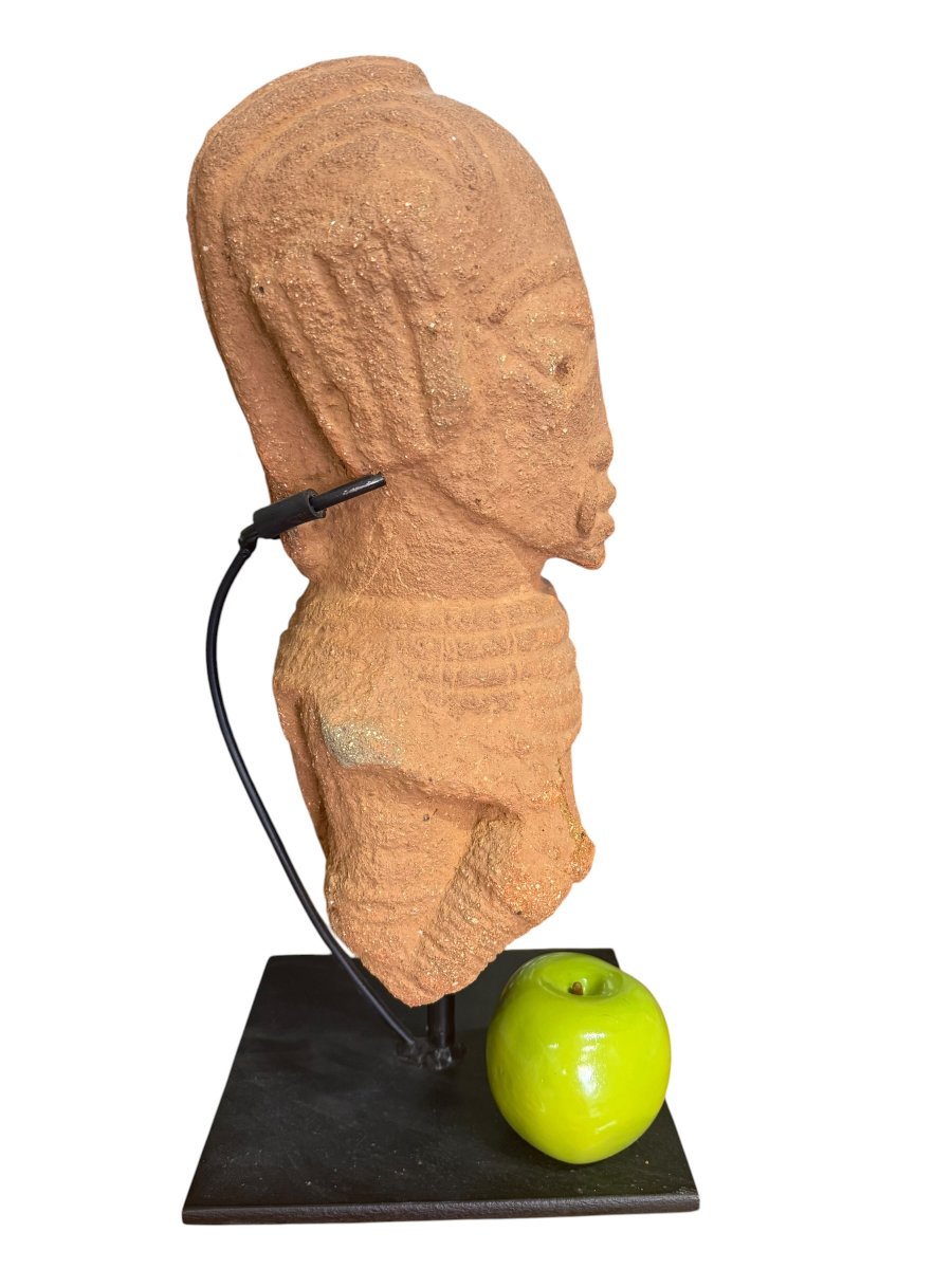 Nok African Head On Base-photo-2