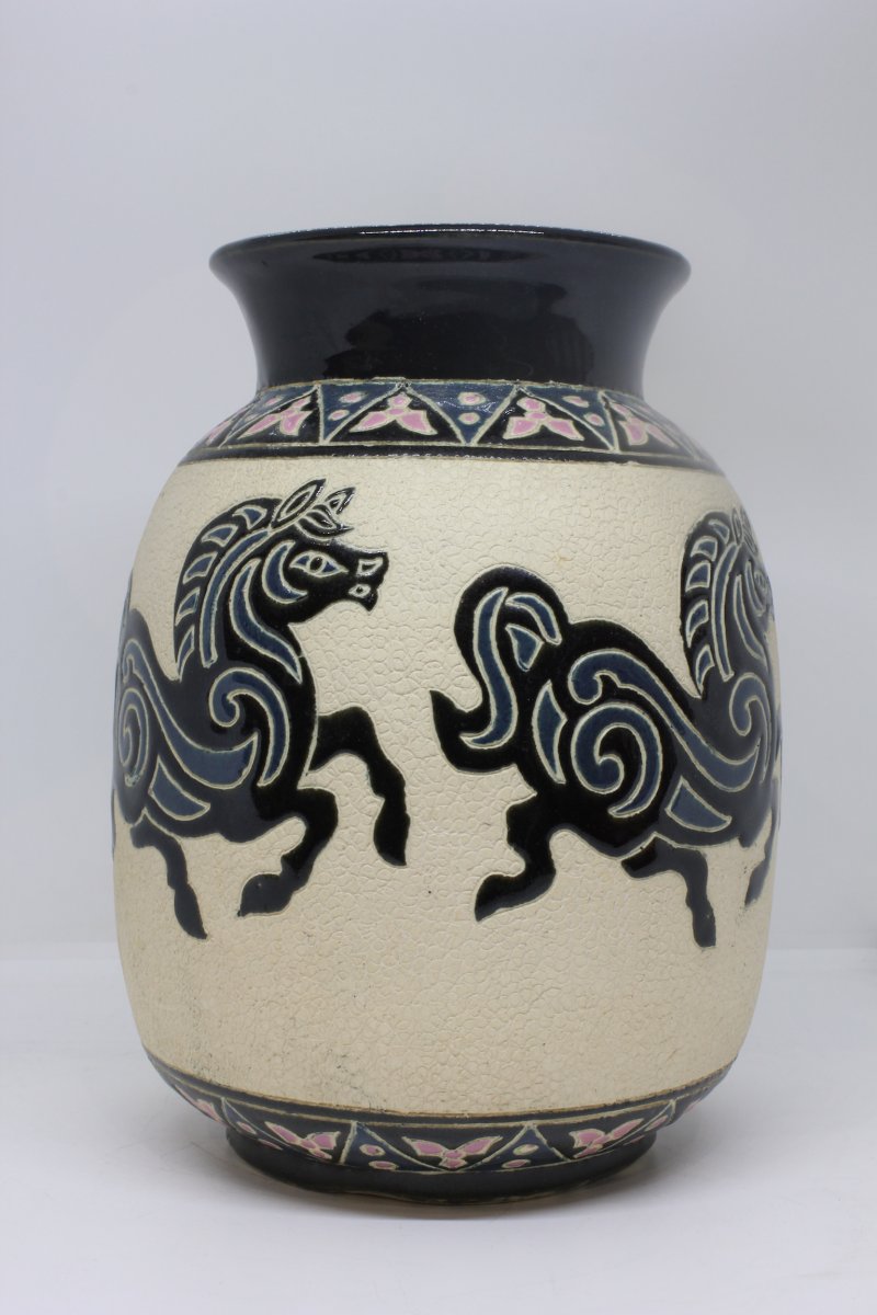 20th Pair Of Vietnamese Vases -photo-3