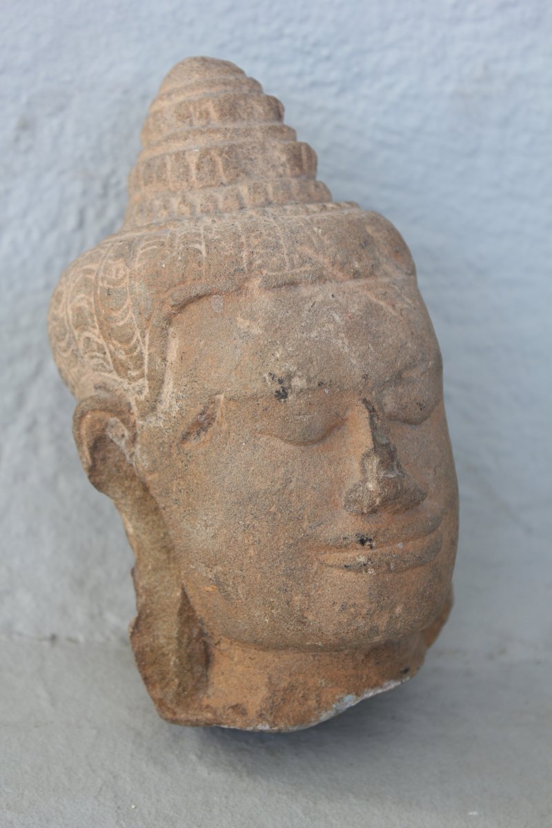 Buddha Head Sculpture In Sandstone  13th Century-photo-2