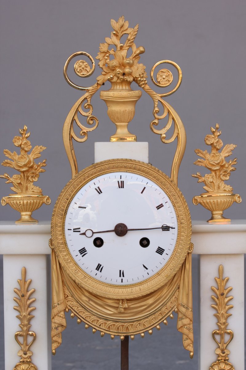 Pendule Portique En Marbre Blanc XIXème Siècle-photo-2