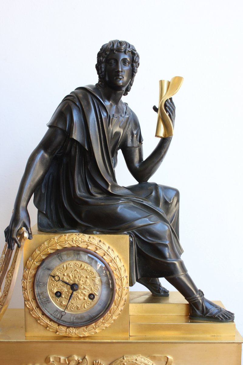 Pendule  Représentant Un Personnage à l'Antique XIXème Siècle-photo-1