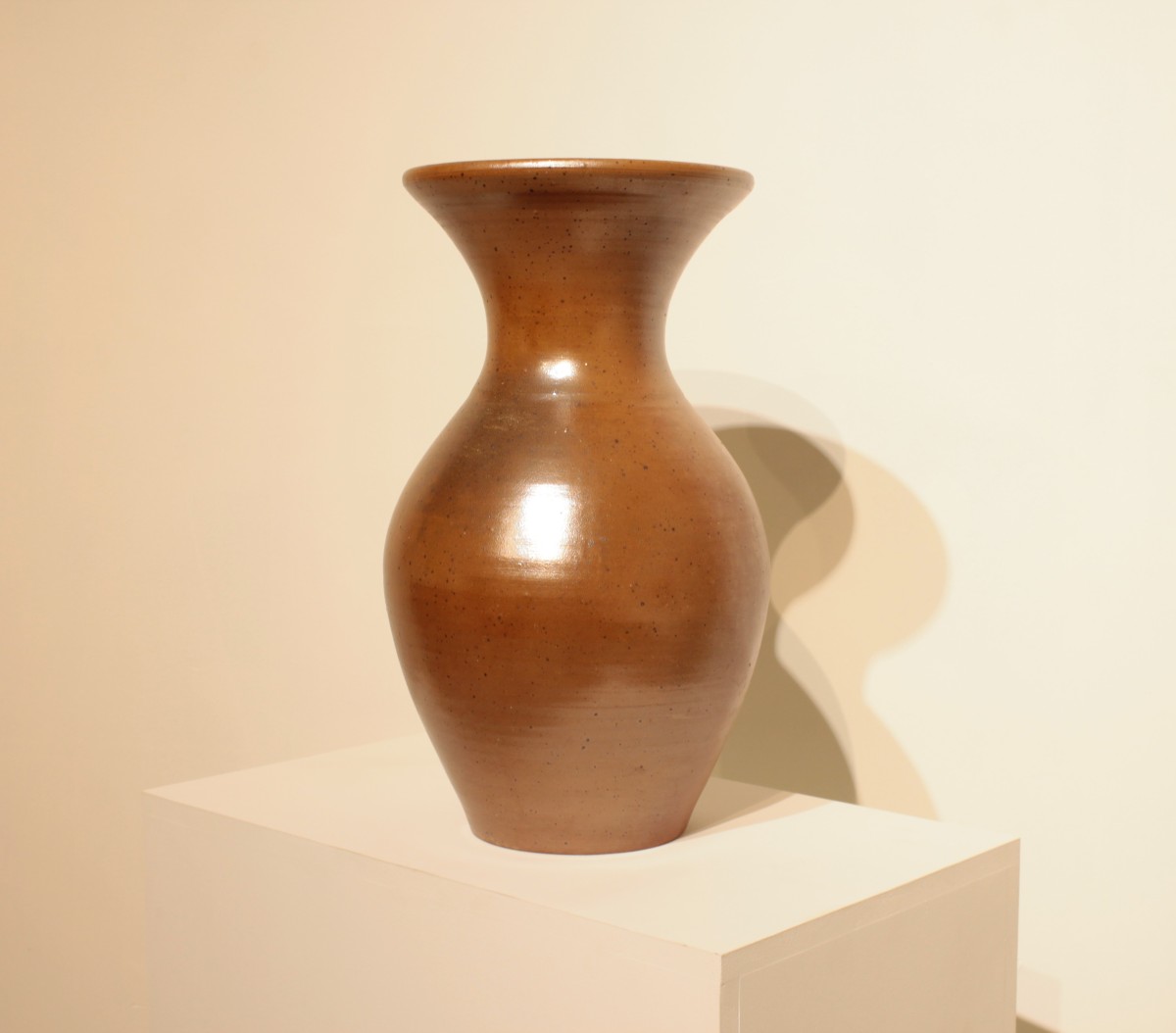 Important Iridescent Stoneware Vase