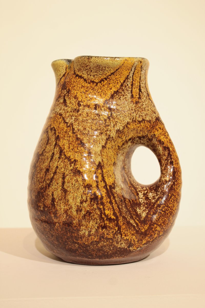 Organic-shaped Pitcher - Poterie d'Accolay 