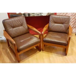  Paire de Fauteuils Scandinaves