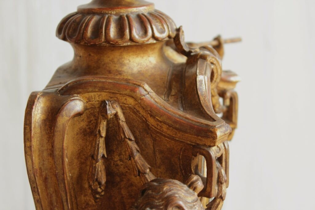 Pendule En Bois Doré,  XVIII ème. -photo-4