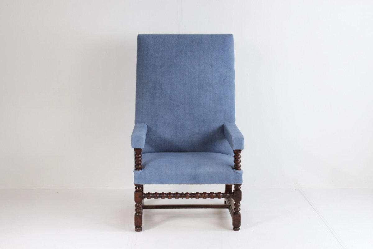 17th Century Armchair -photo-2