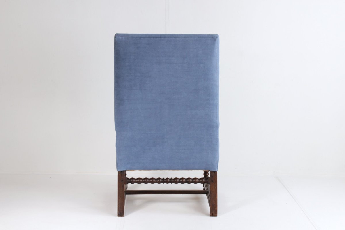 17th Century Armchair -photo-4