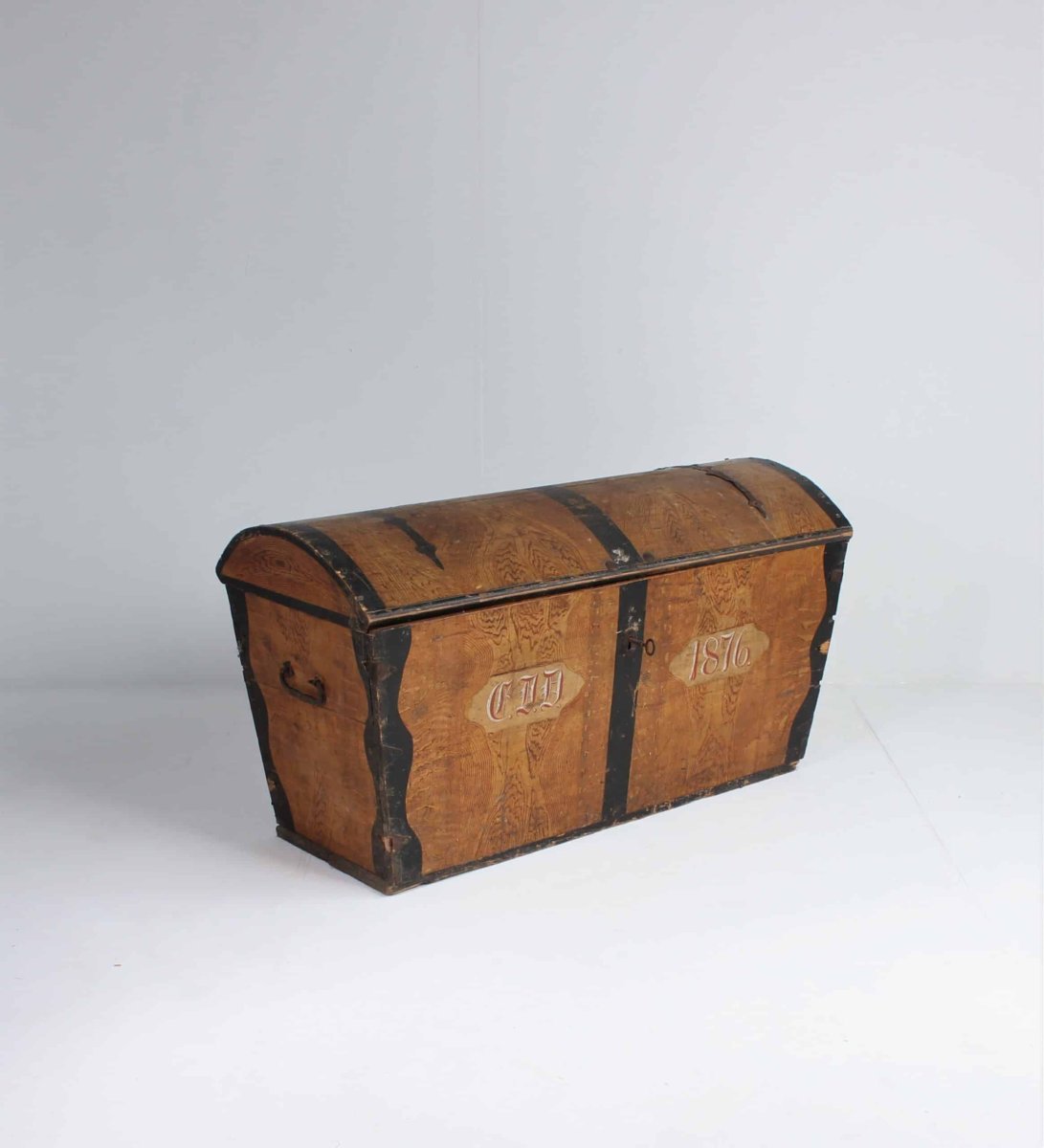 Swedish Chest-photo-6