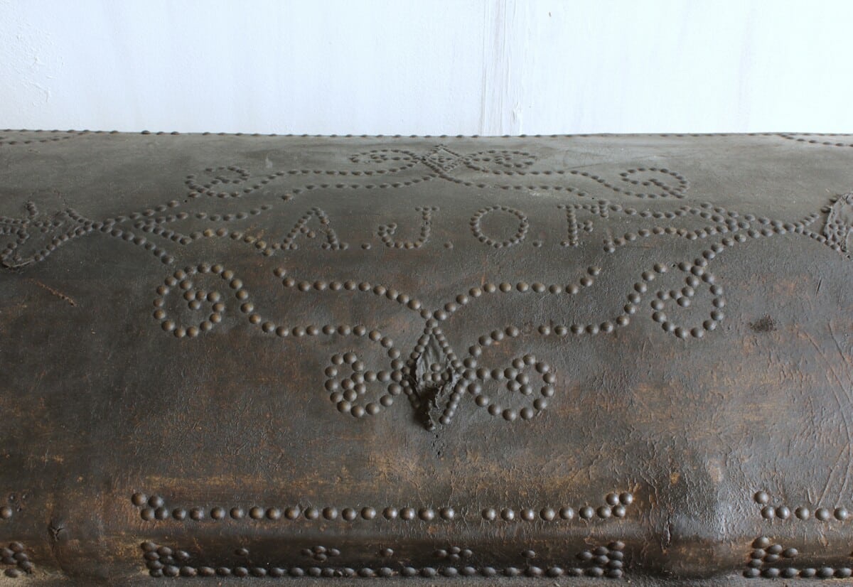 Leather Trunk-photo-4