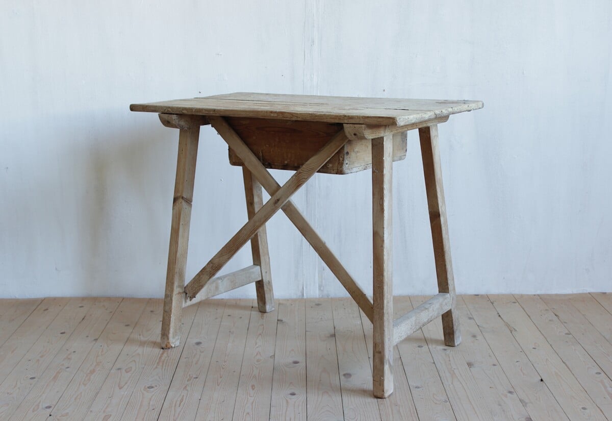 Table primitive italienne-photo-4