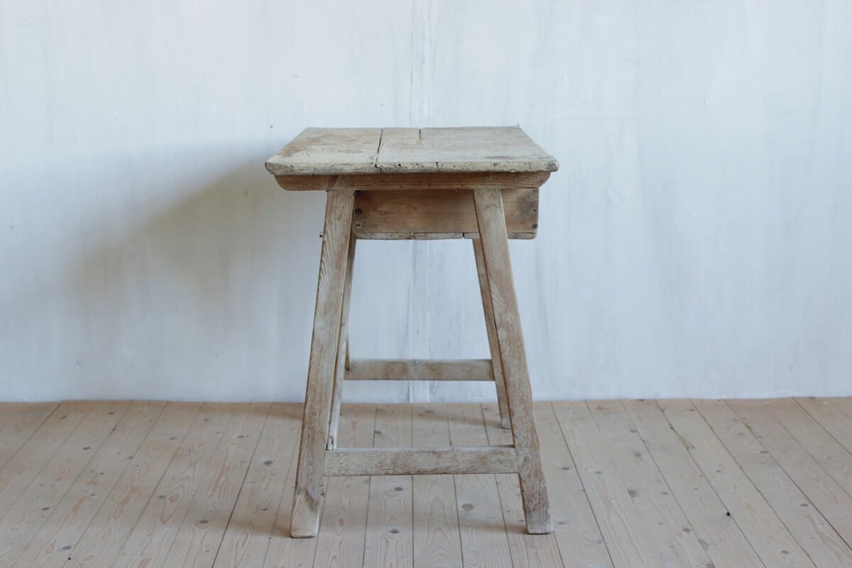 Table primitive italienne-photo-1