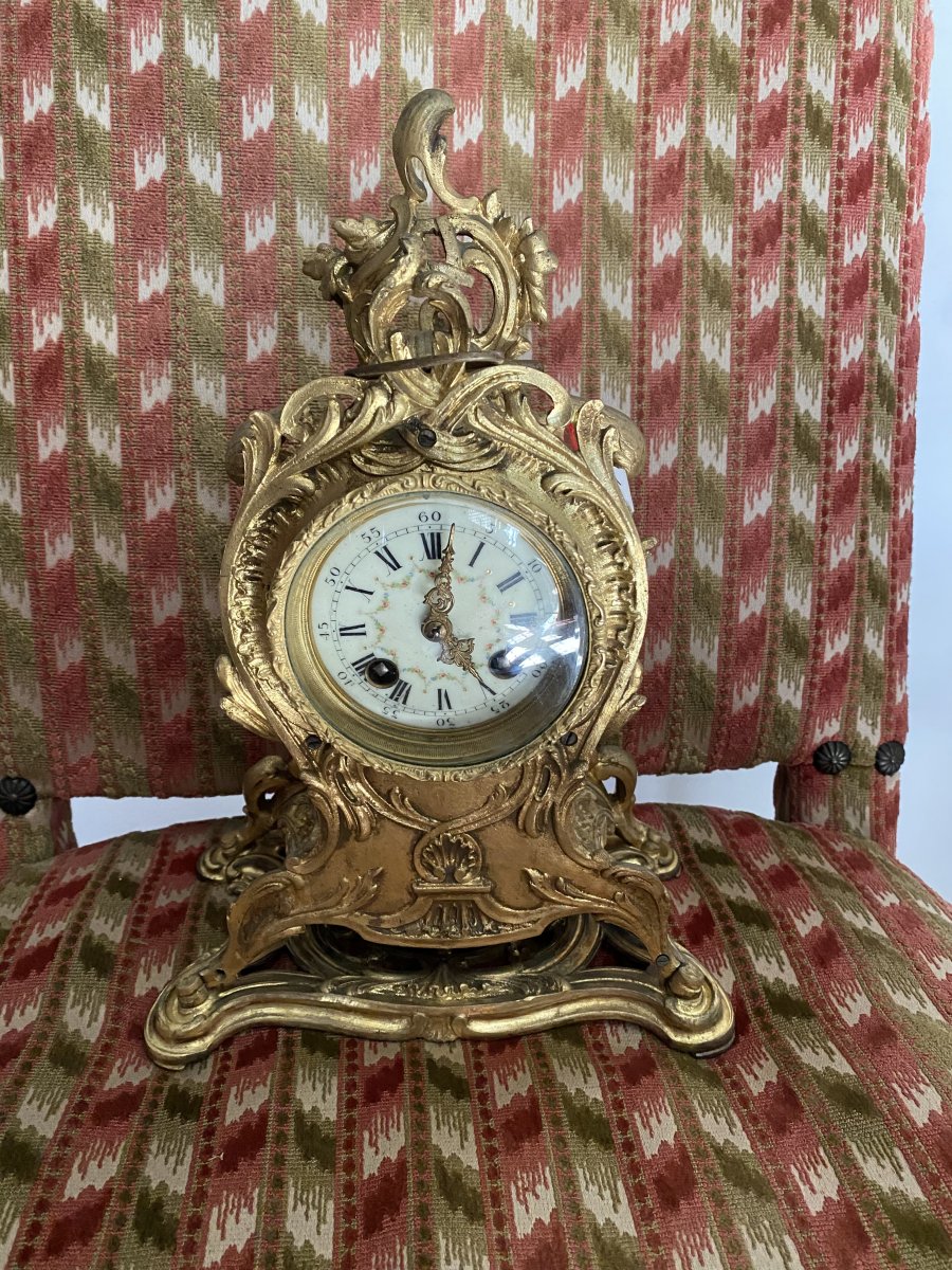 Petite Pendule En Bronze Louis XV ÉPOQUE NAPOLEON III