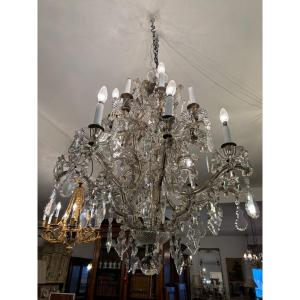 Large Chandelier With 16 Lights