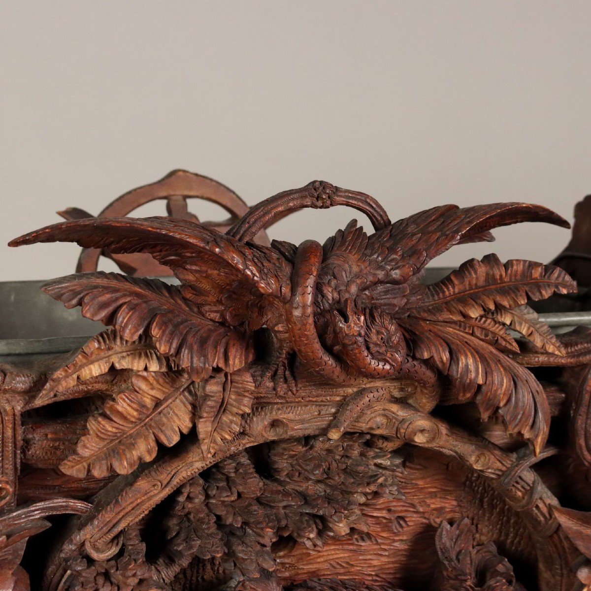 Jardinière En Bois Sculpté De Style Néo-baroque Forêt-Noire Suisse Fin du 19e siècle-photo-2