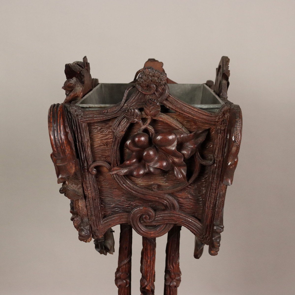 Jardinière En Bois Sculpté De Style Néo-baroque Forêt-Noire Suisse Fin du 19e siècle-photo-8