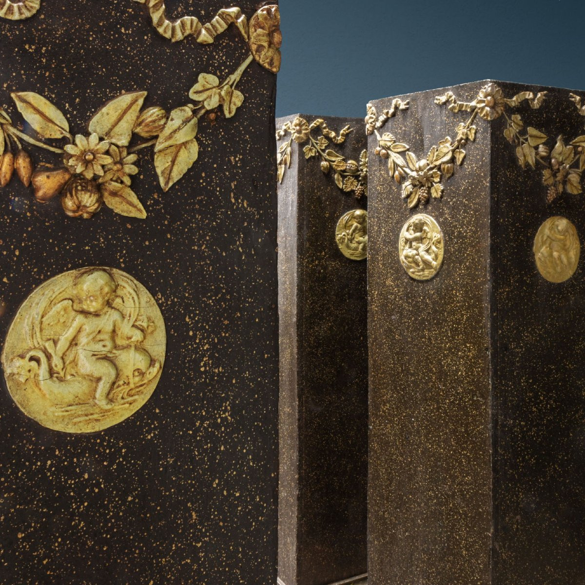 Group Of Four Neoclassical Vase Columns Italy Last Quarter Of The 18th Century-photo-2