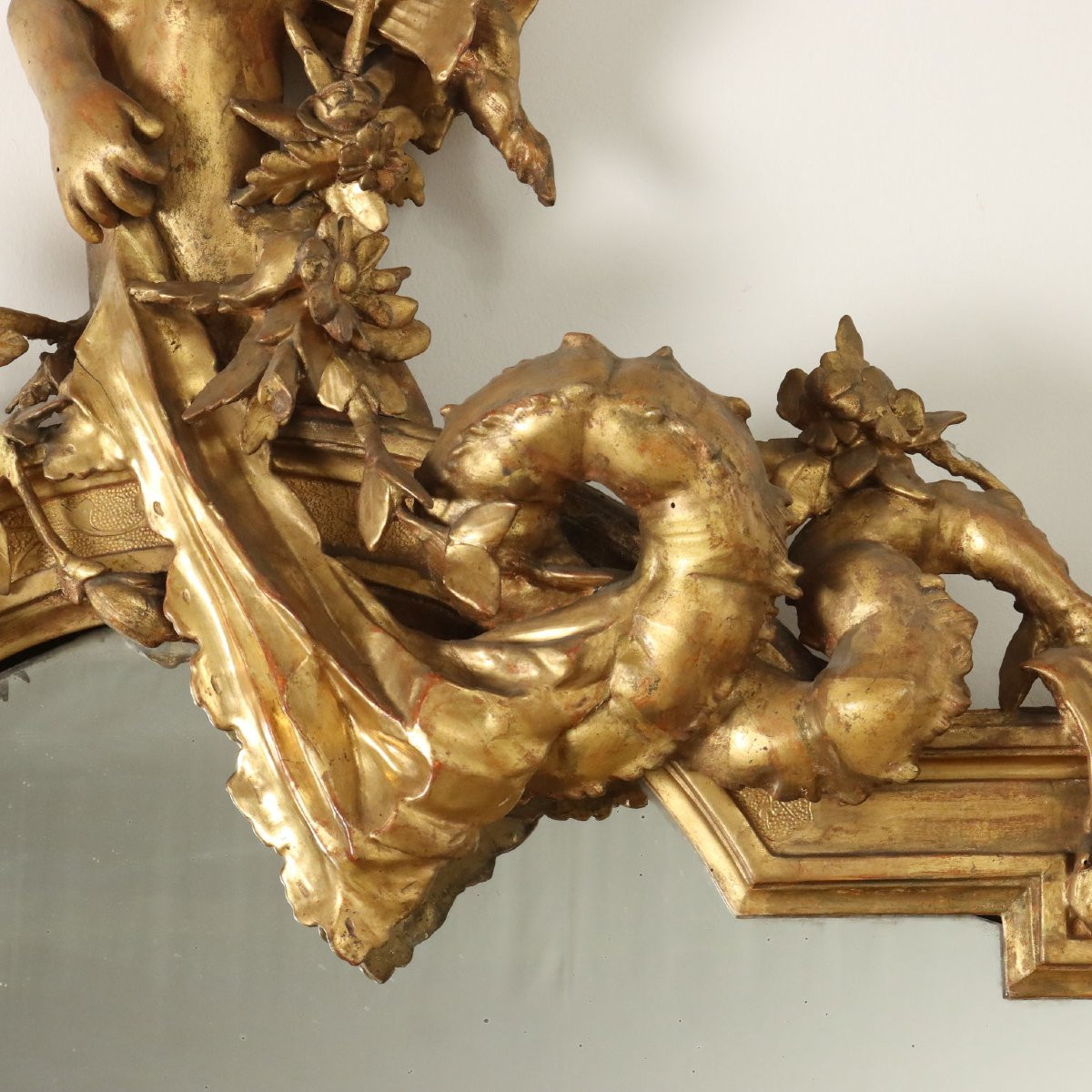 Large Carved And Gilded Mirror-photo-1