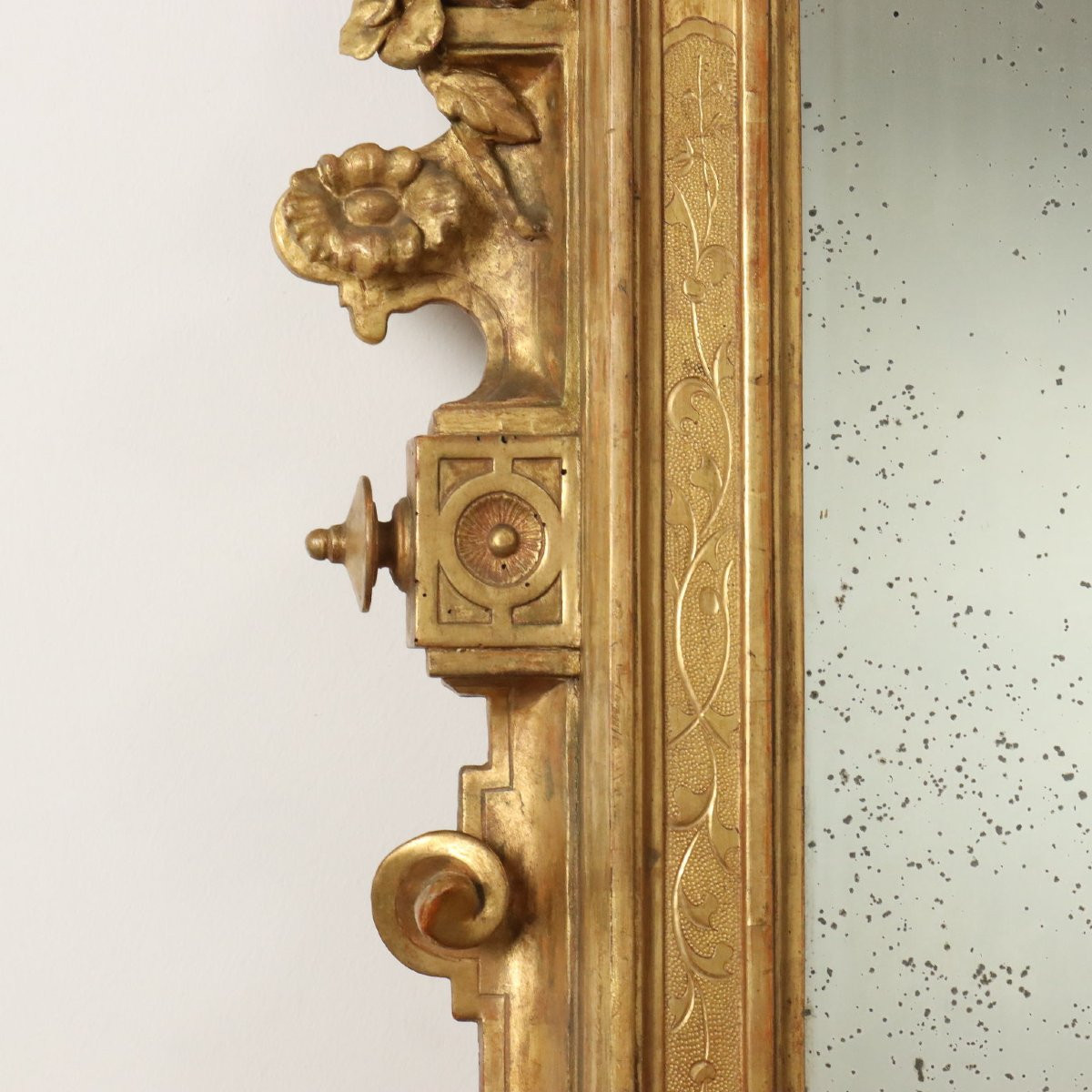 Large Carved And Gilded Mirror-photo-4