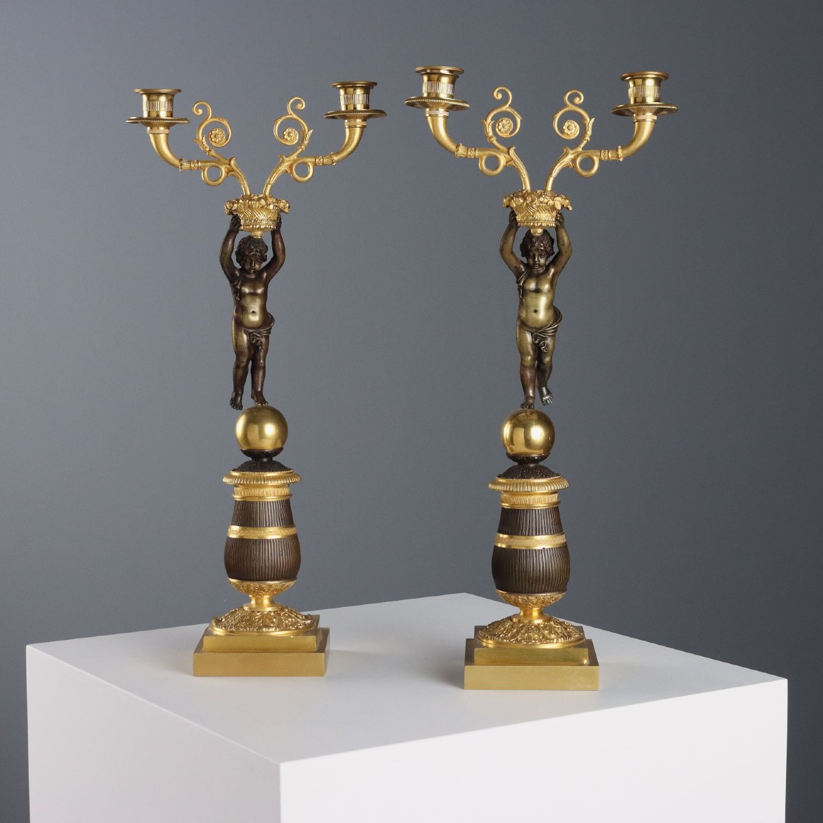 Bougeoirs Anciens Style Napoléon III Bronze du XXe Siècle