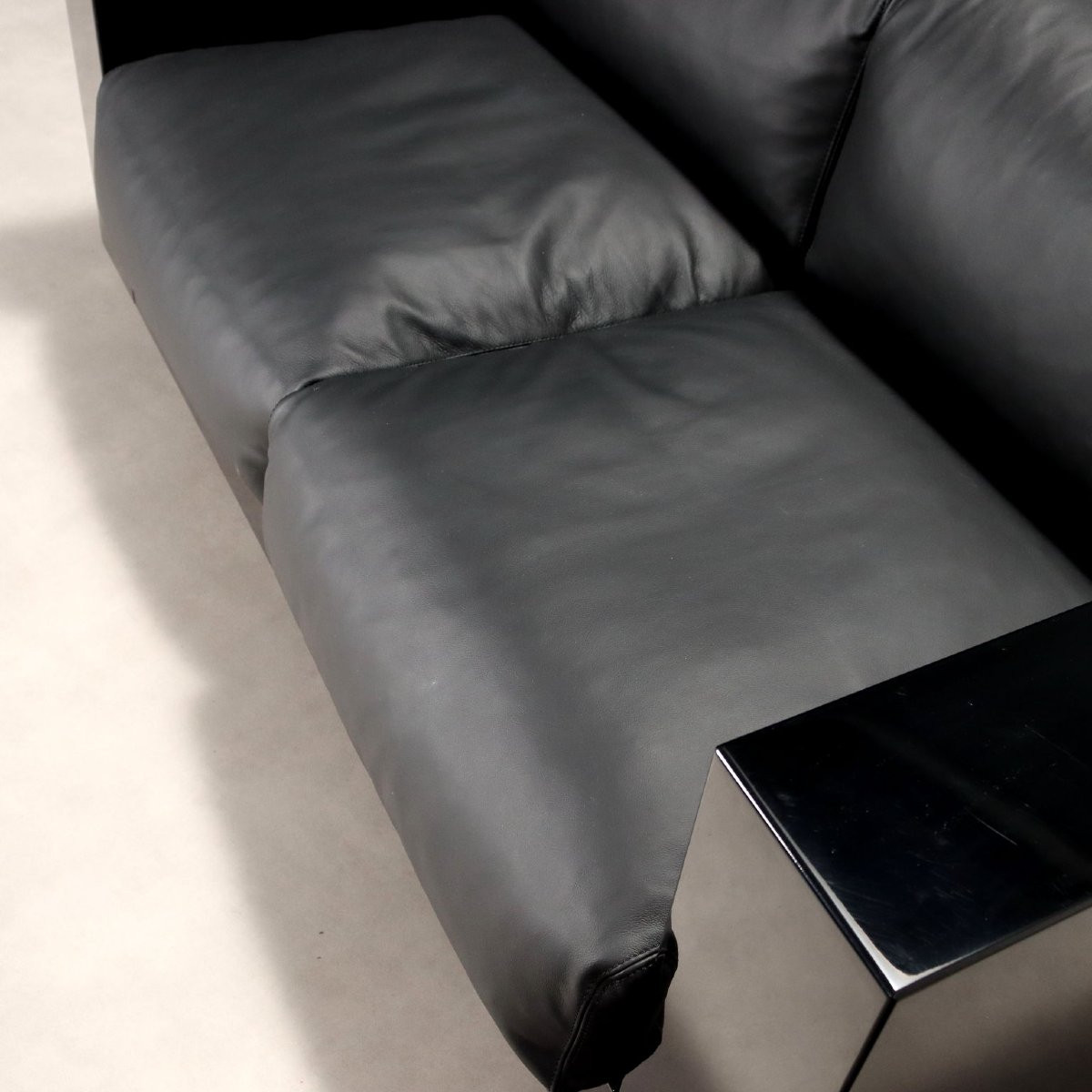 Poltronova Saratoga Sofa Design Lella And Massimo Vignelli 2000s -photo-4