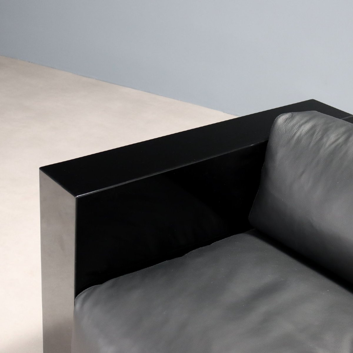 Poltronova Saratoga Sofa Design Lella And Massimo Vignelli 2000s -photo-1
