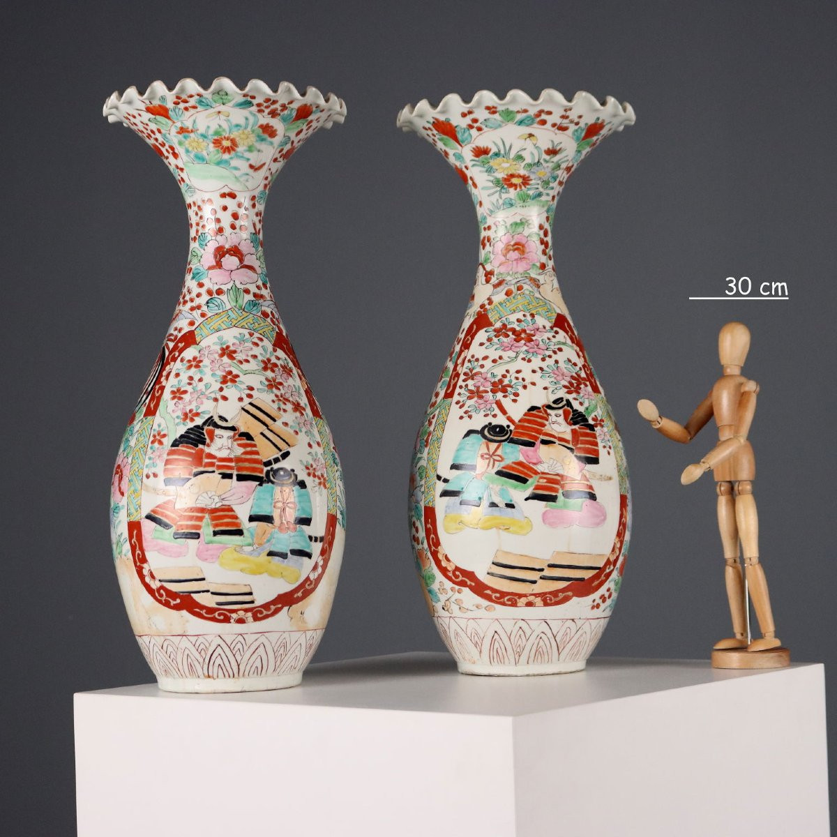 Vases Ancien Porcelaine en Forme de Trompette Taisho 1910-1920-photo-2