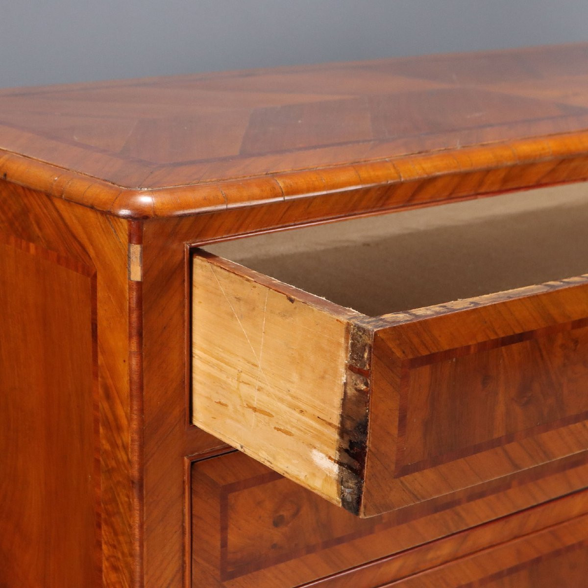 Commode néoclassique à trois tiroirs Toscane, fin du XVIIIe siècle-photo-4