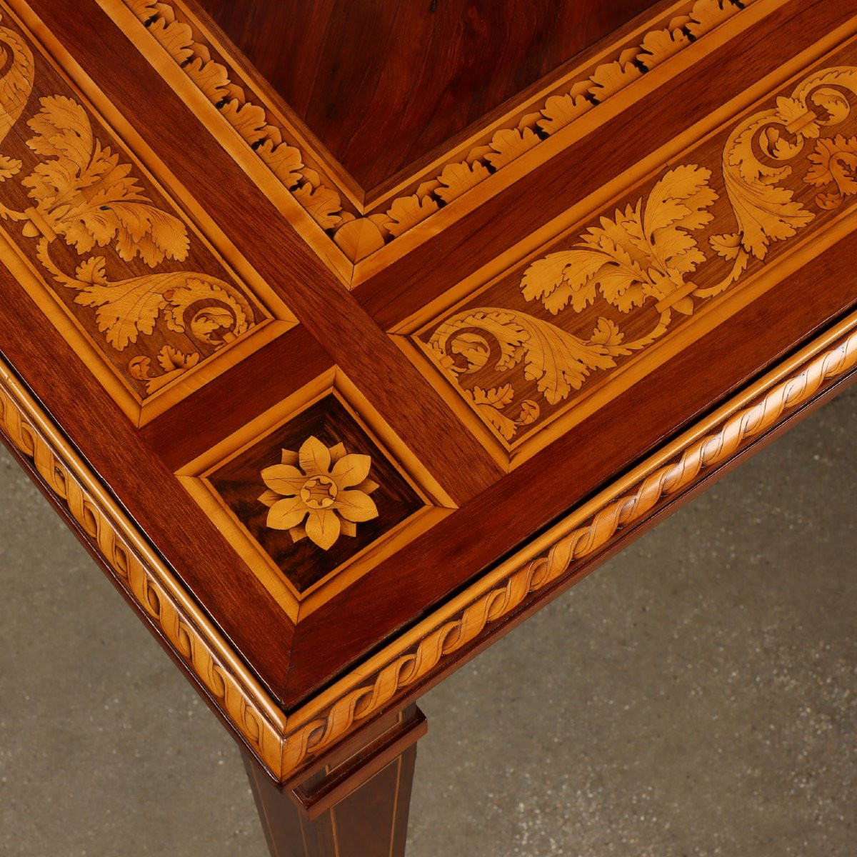 Table à jeu Giuseppe Maggiolini  XIX siècle-photo-2