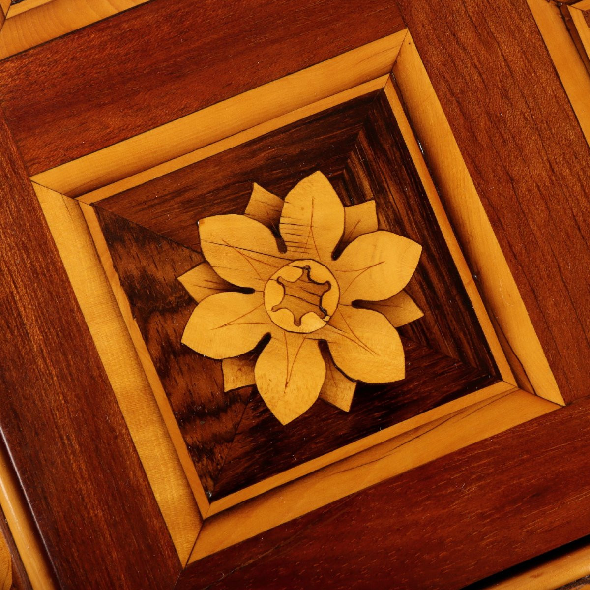 Table à jeu Giuseppe Maggiolini  XIX siècle-photo-5