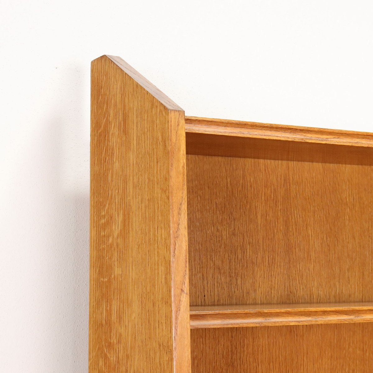 Meuble Vintage Bois Plaqué Chêne Design Italie des Années 1950-photo-4