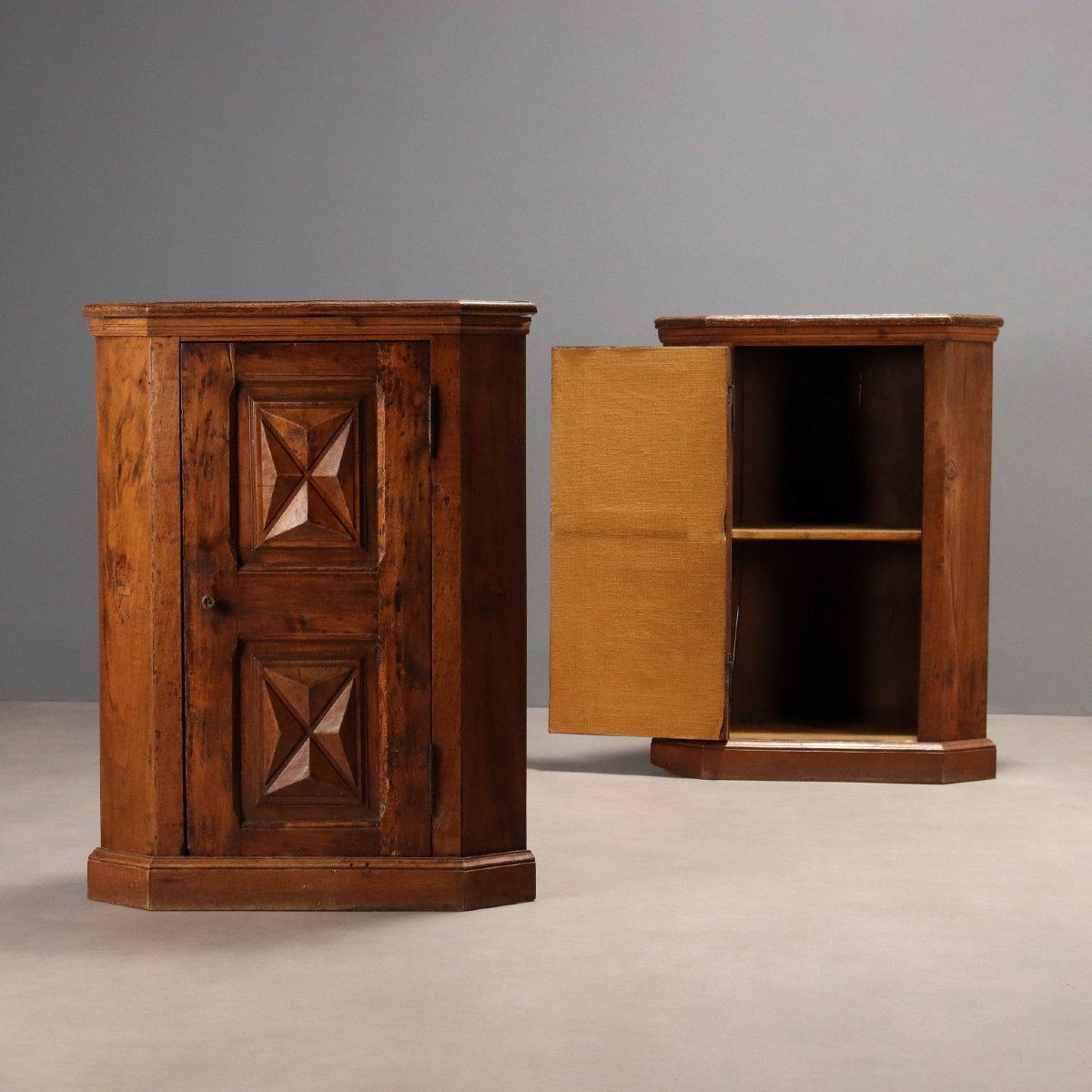 Antique Corner Cupboards Baroque Style Walnut Italy XX Century-photo-3