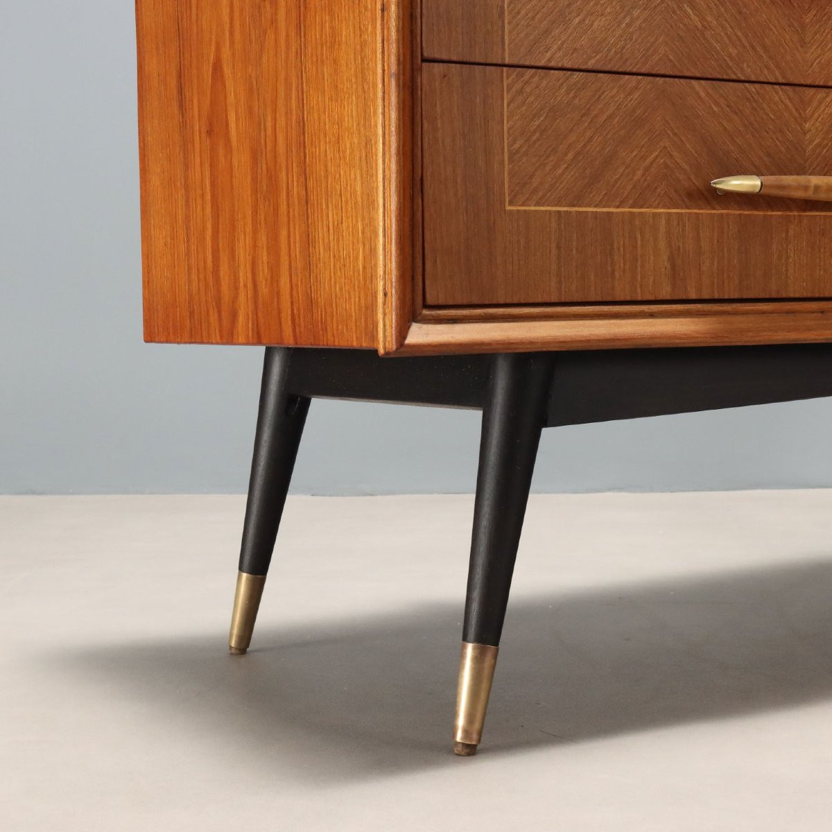 Vintage Chest Of Drawers Mahogany Veneer With Sinks Design 1960s-photo-1