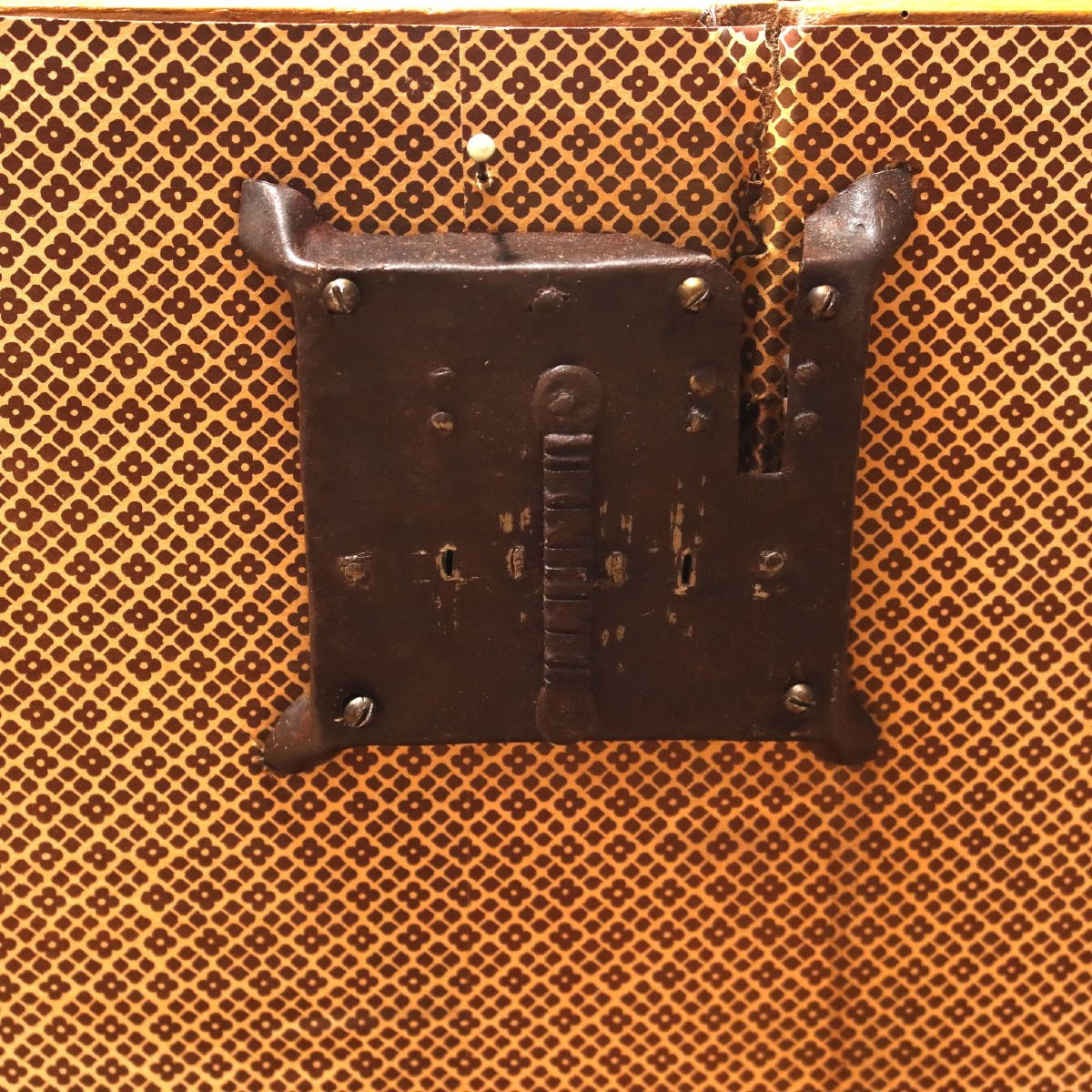 Antique Chest Walnut Wrought Iron Italy XVIII Century-photo-4