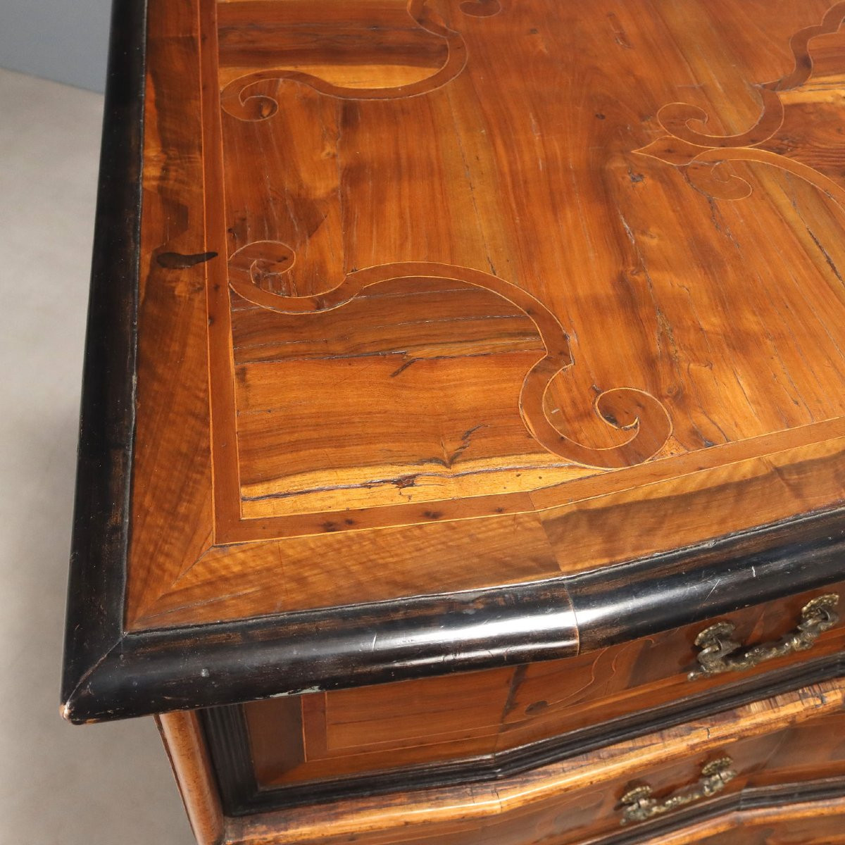 Commode de style baroque Italie, début du XVIIIe siècle-photo-1