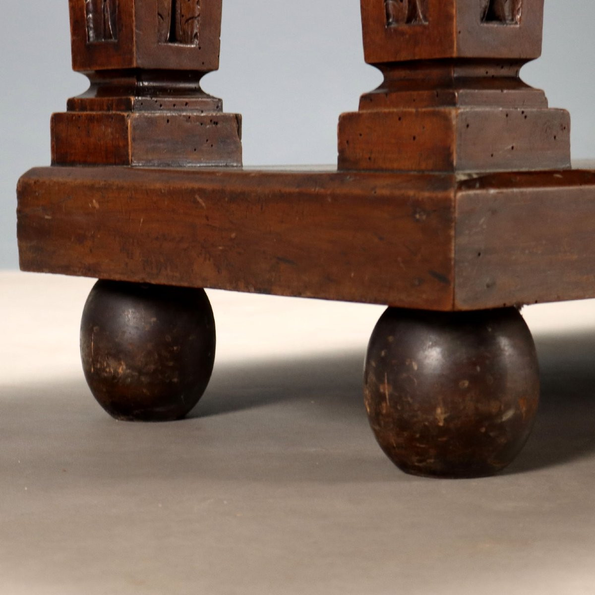 Table en noyer de style néo-Renaissance Italie, début du XXe siècle-photo-4