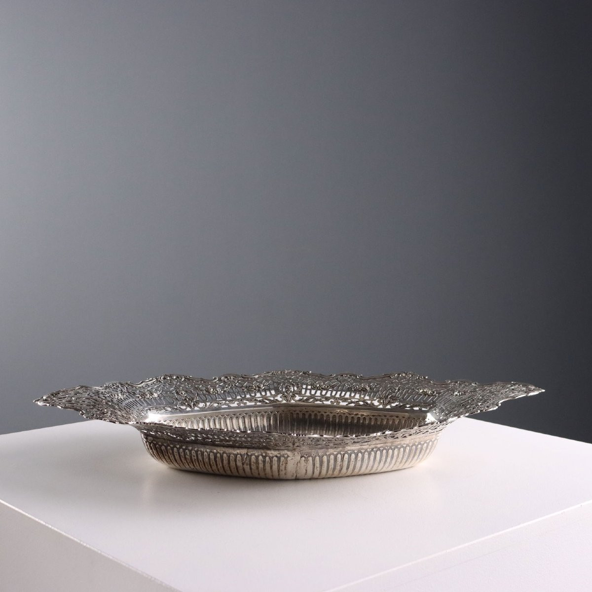 Centre de table en argent Europe Fin du XIXe siècle Début du XXe siècle-photo-5