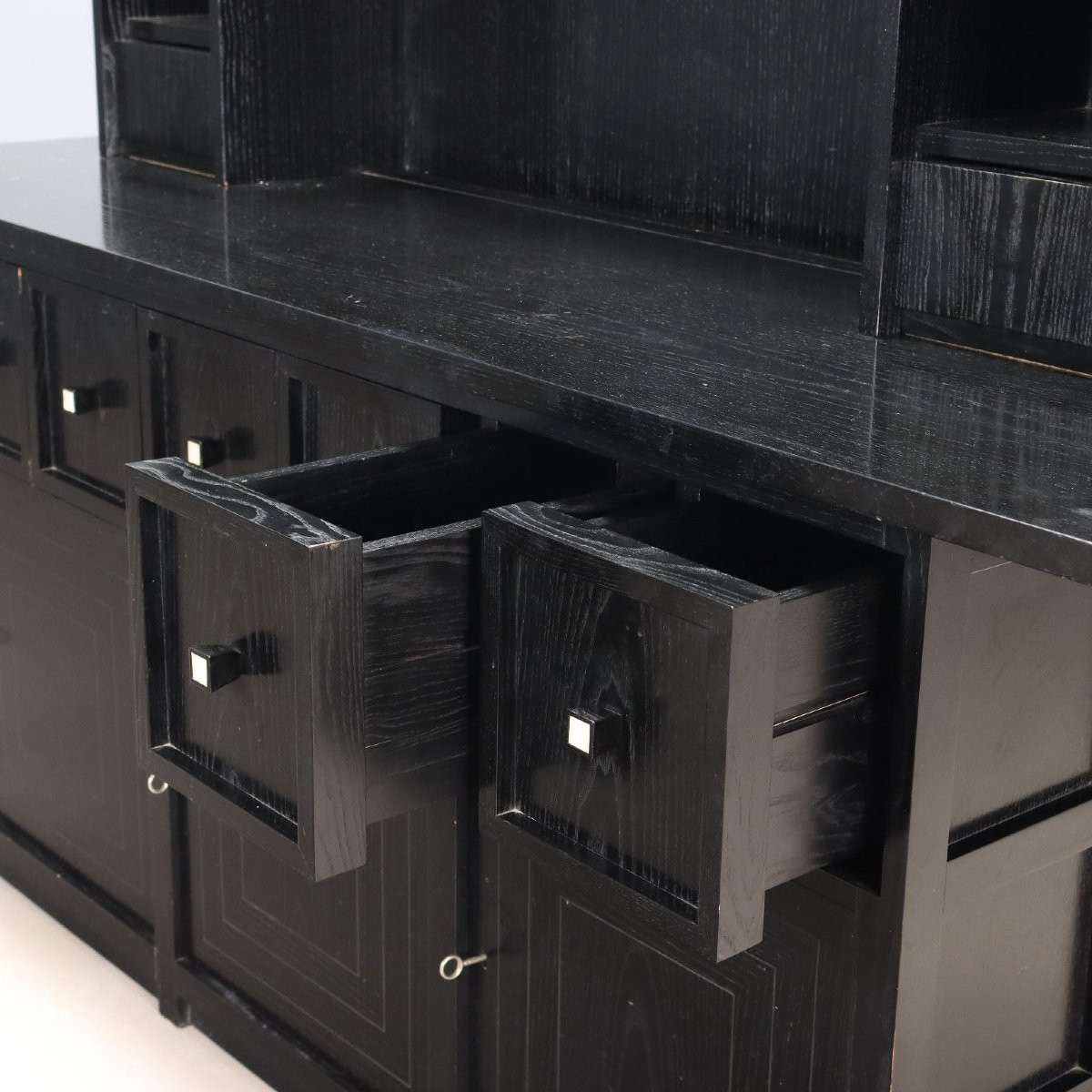 Buffet conçu par Charles Rennie Mackintosh pour Cassina-photo-2