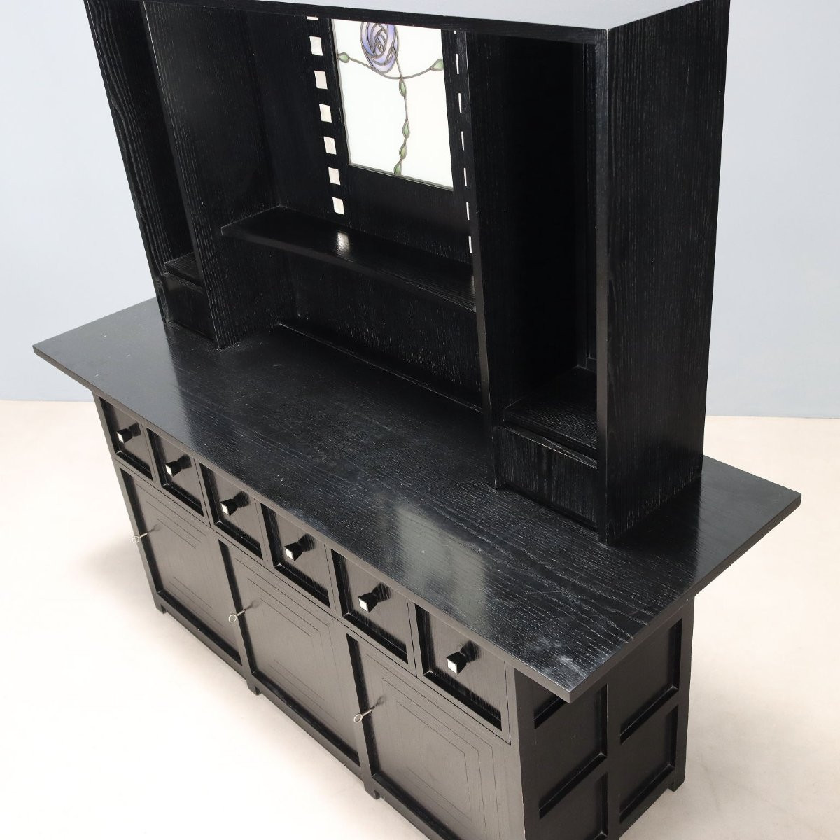 Buffet conçu par Charles Rennie Mackintosh pour Cassina-photo-7