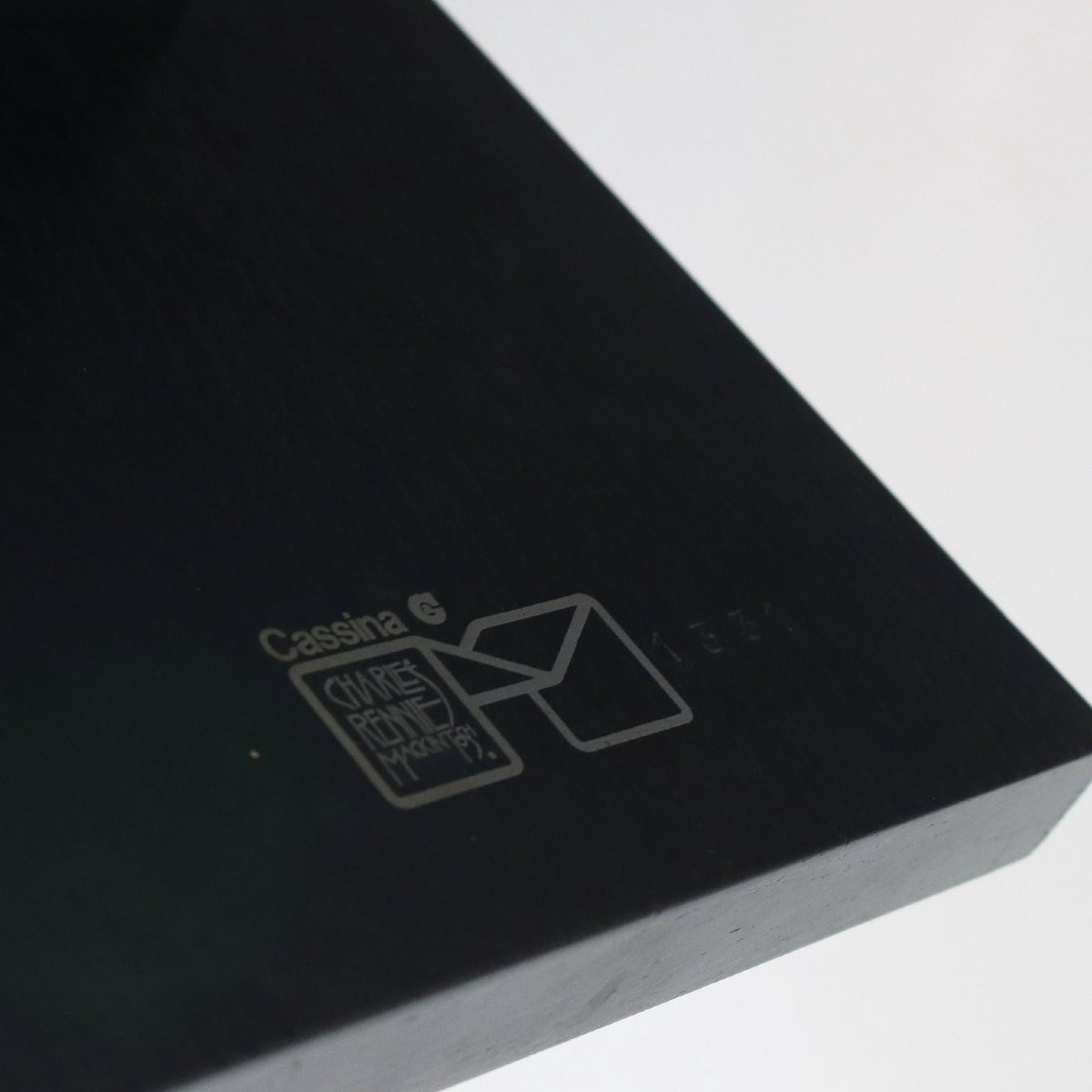 Buffet conçu par Charles Rennie Mackintosh pour Cassina-photo-8