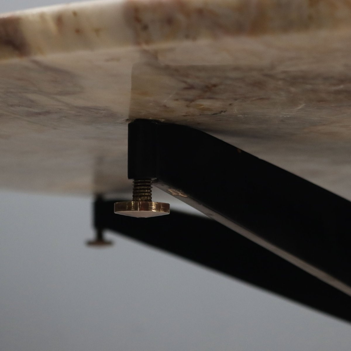 Table Ronde Vintage Design Métal Marbre Italie Années 1960-photo-1