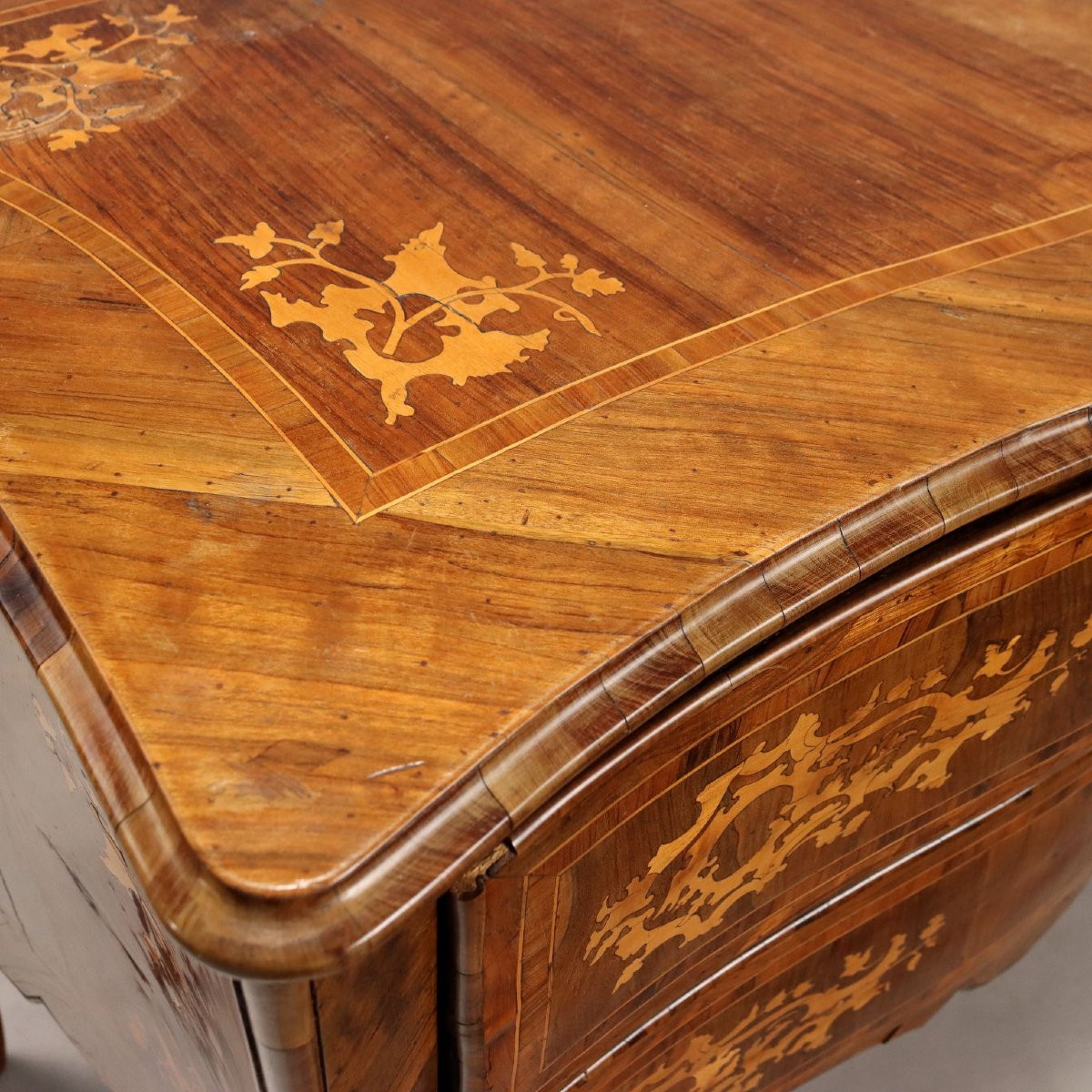 Antique Chest Of Drawers Baroque Walnut Italy XVIII Century-photo-2